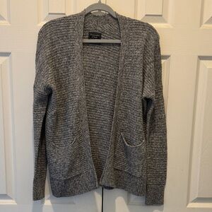 Abercrombie & Fitch Gray Knit‎ Open Front Cardigan Sweater – Size Small